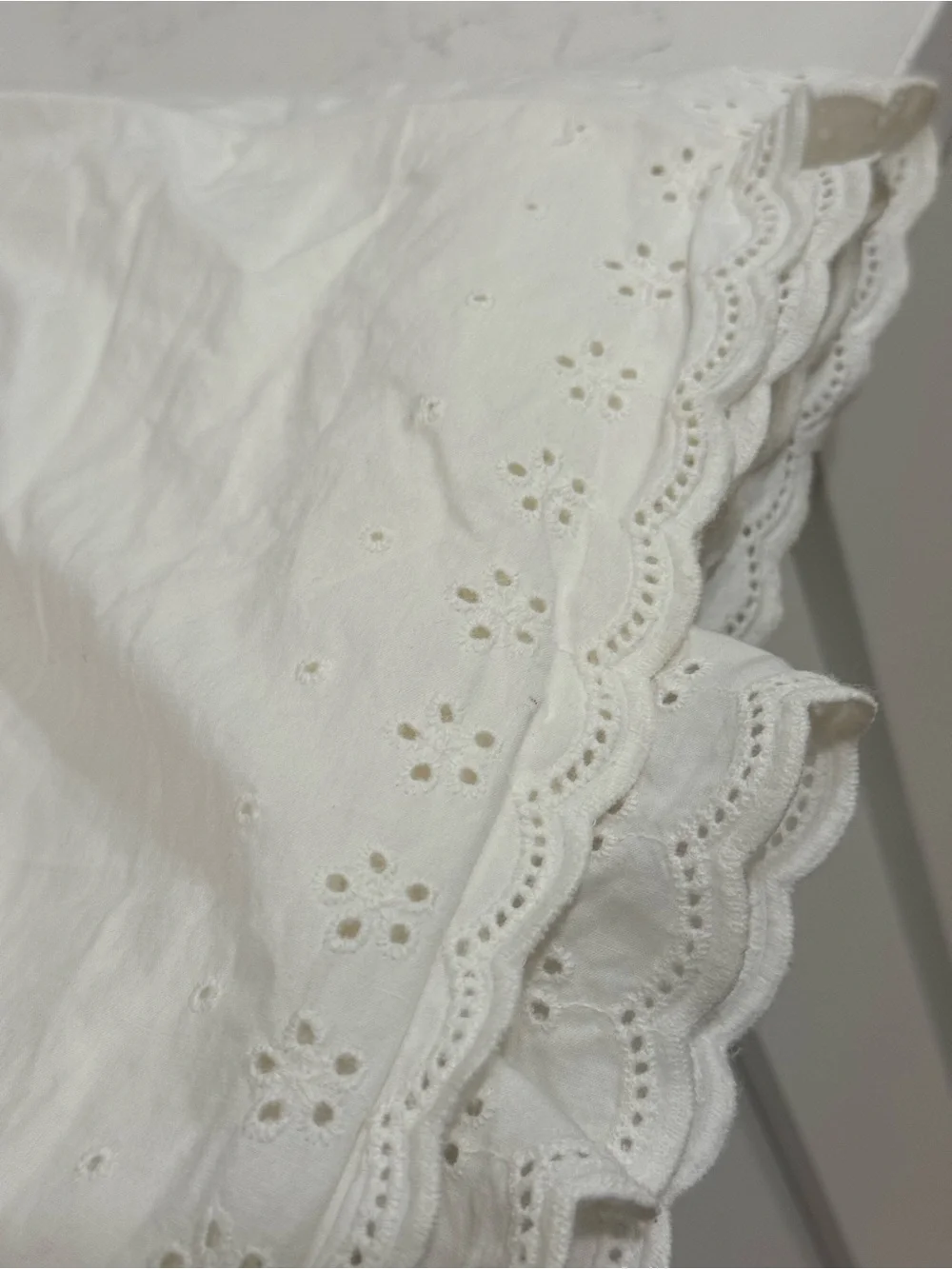 Tommy Hilfiger/ - Ruffled Eyelet 13” Drop Bed Skirt, Queen